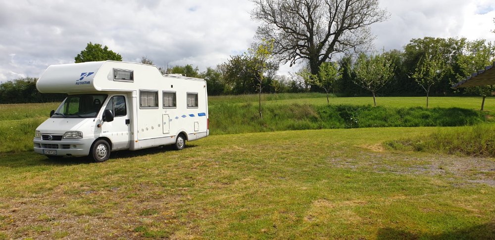 Aire camping-car  Mnil-Scelleur (61320) - Photo 3